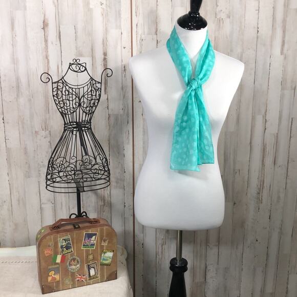 NWT Thirty One Turquoise Lotsa Dots Mini Scarf - Picture 1 of 5